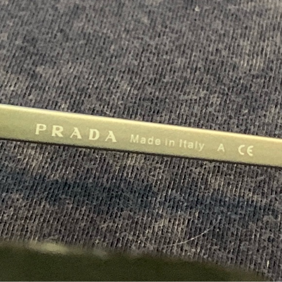 Prada Sunnies - Picture 6 of 9
